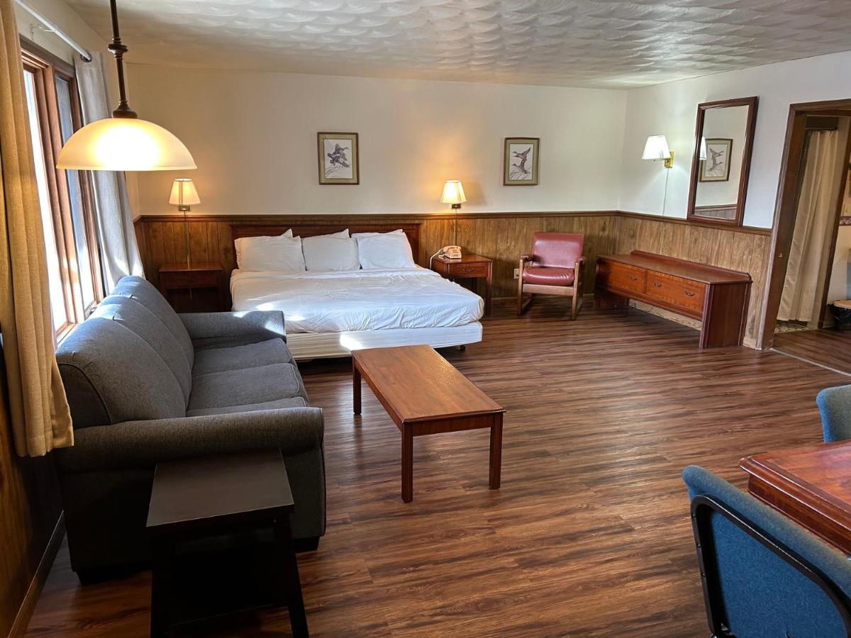 פרנץ' ליק Valley Inn And Suites מראה חיצוני תמונה