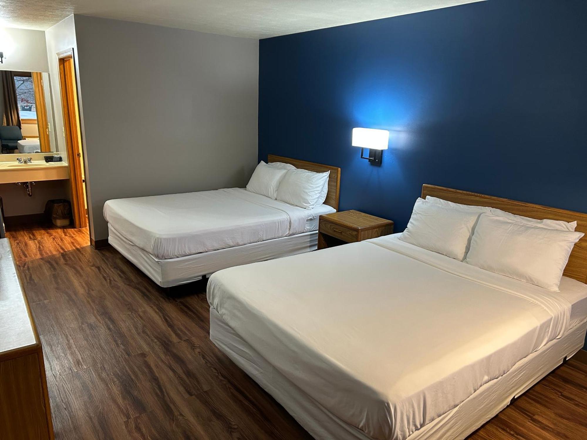 פרנץ' ליק Valley Inn And Suites מראה חיצוני תמונה