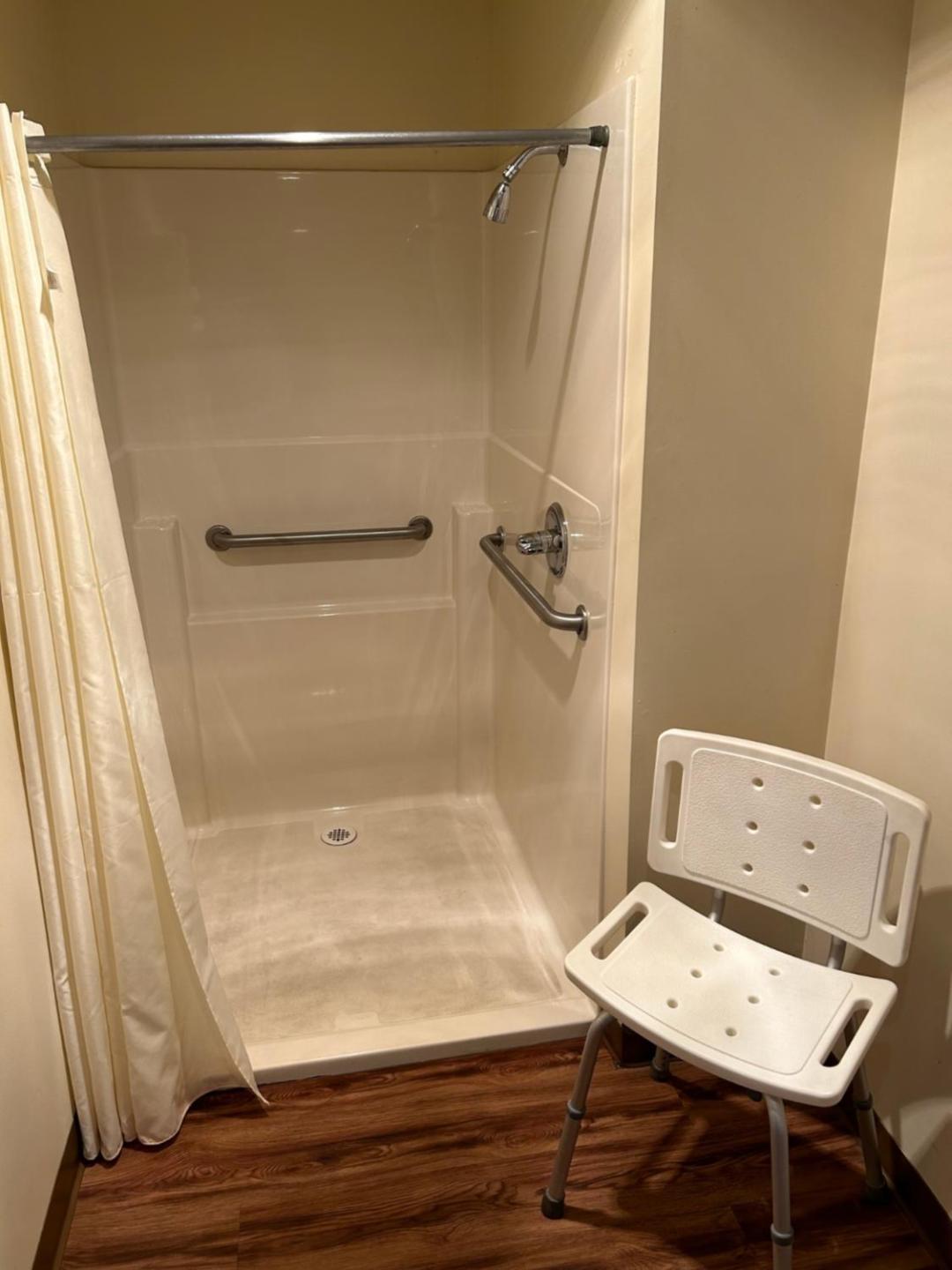 פרנץ' ליק Valley Inn And Suites מראה חיצוני תמונה