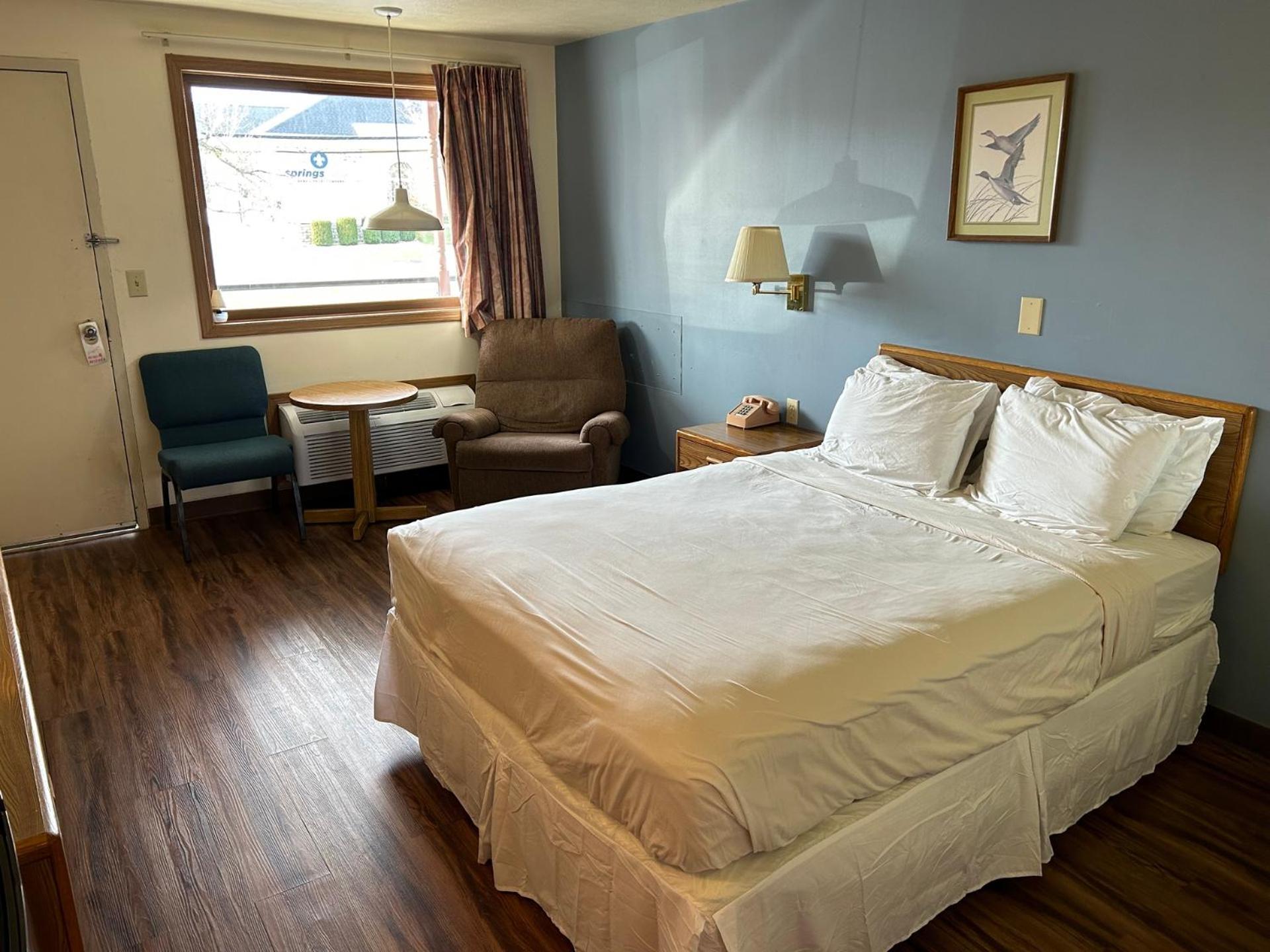 פרנץ' ליק Valley Inn And Suites מראה חיצוני תמונה