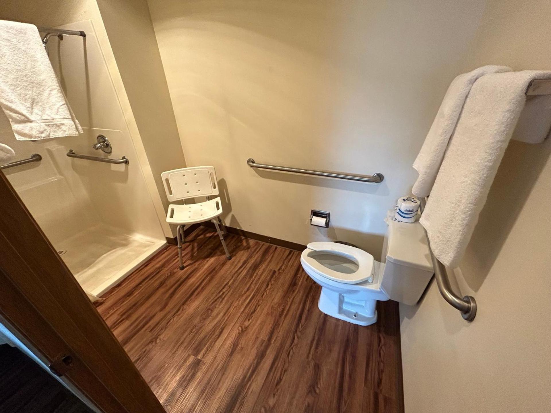 פרנץ' ליק Valley Inn And Suites מראה חיצוני תמונה