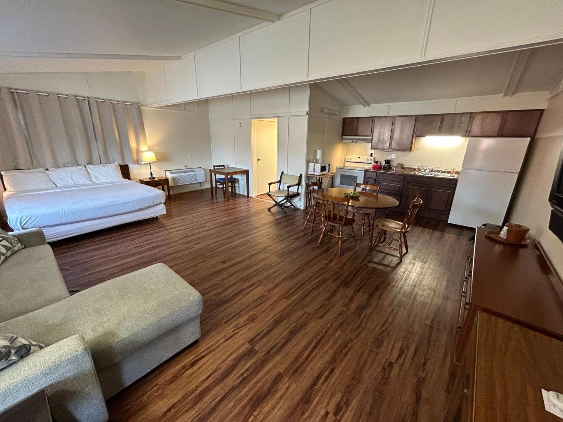 פרנץ' ליק Valley Inn And Suites מראה חיצוני תמונה