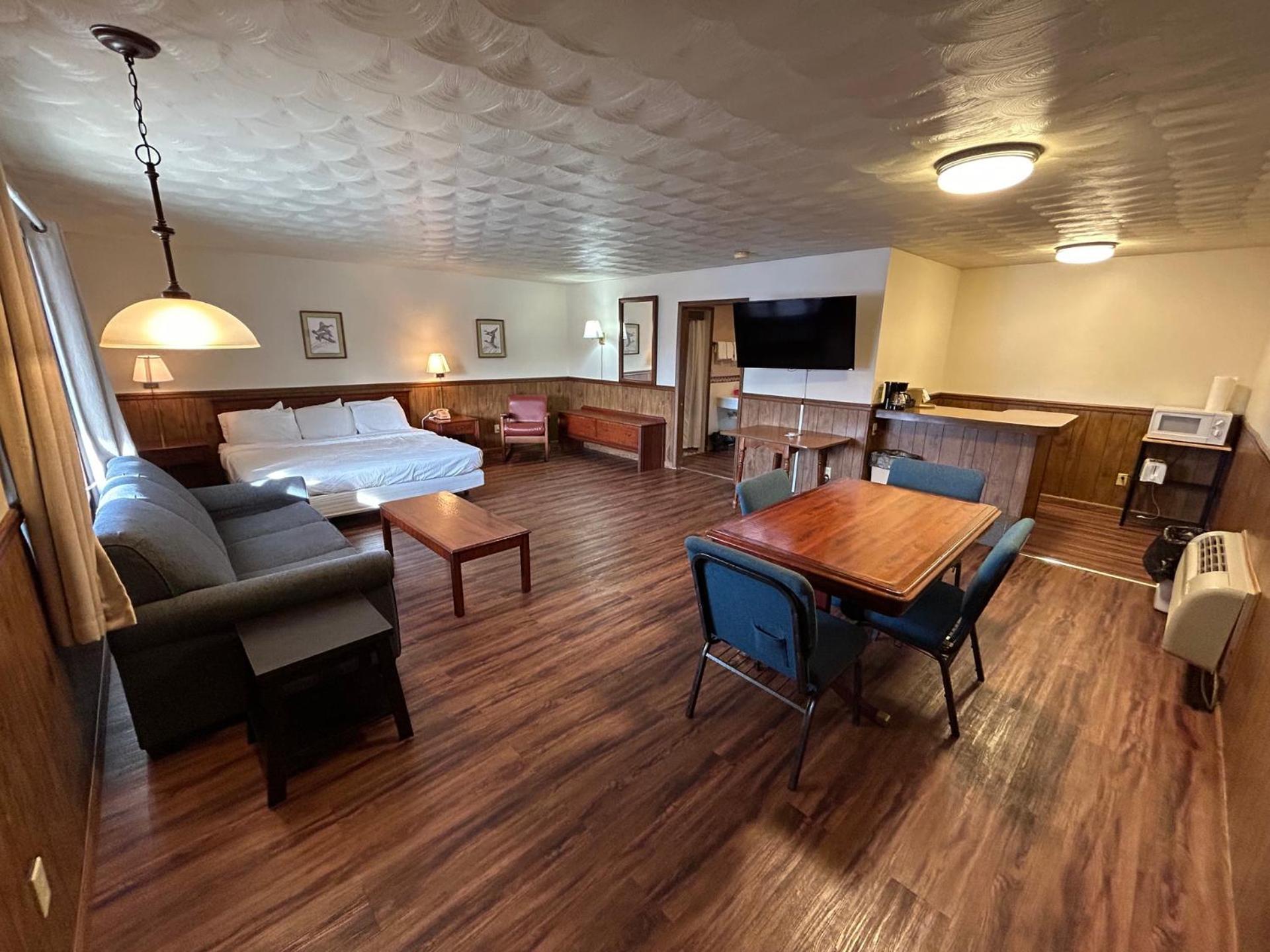 פרנץ' ליק Valley Inn And Suites מראה חיצוני תמונה