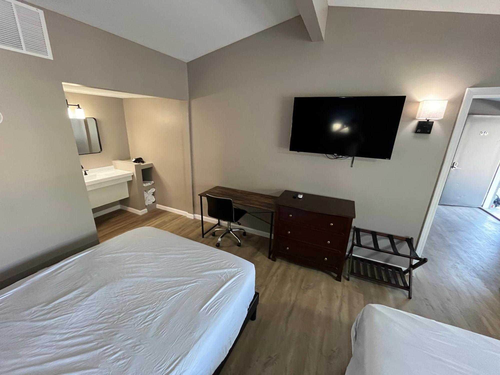 פרנץ' ליק Valley Inn And Suites מראה חיצוני תמונה